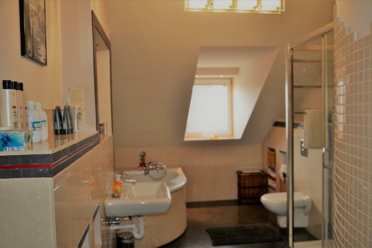 Tarnow Dom / Apartament W Centrum Buitenkant foto
