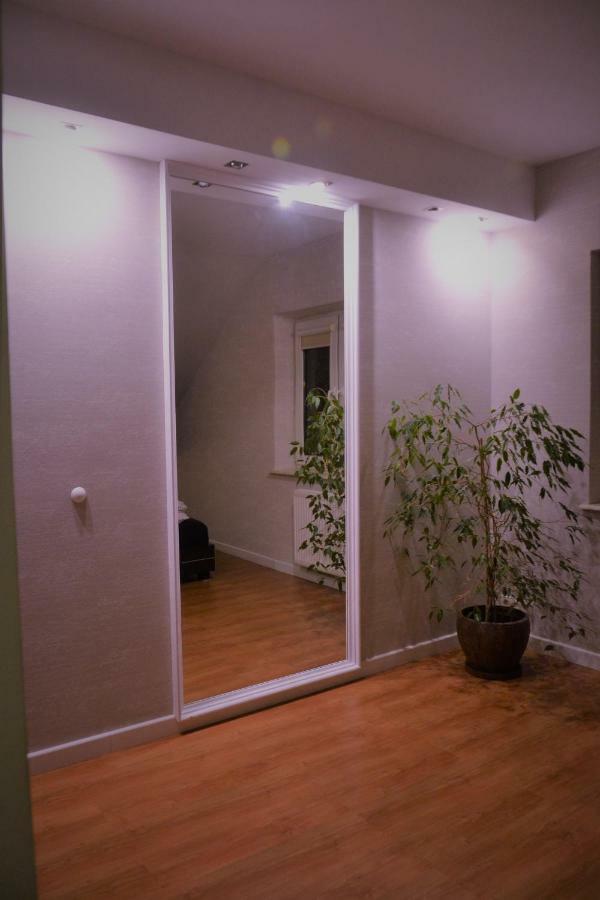 Tarnow Dom / Apartament W Centrum Buitenkant foto
